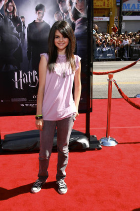 Selena Gomez-CSH-024759.jpg